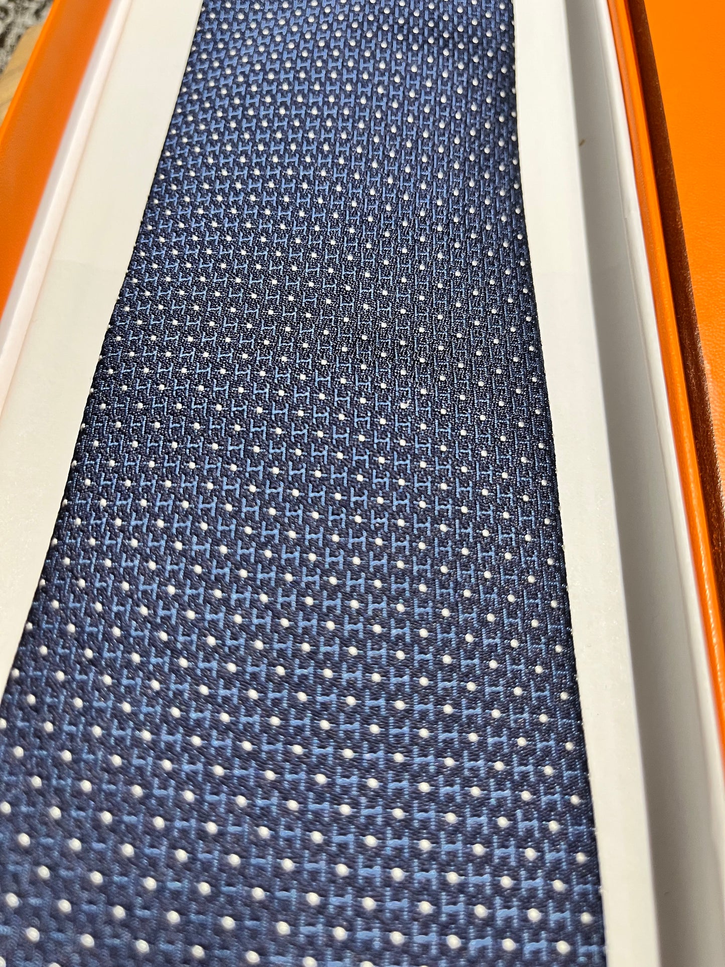 HERMES Paris : Necktie