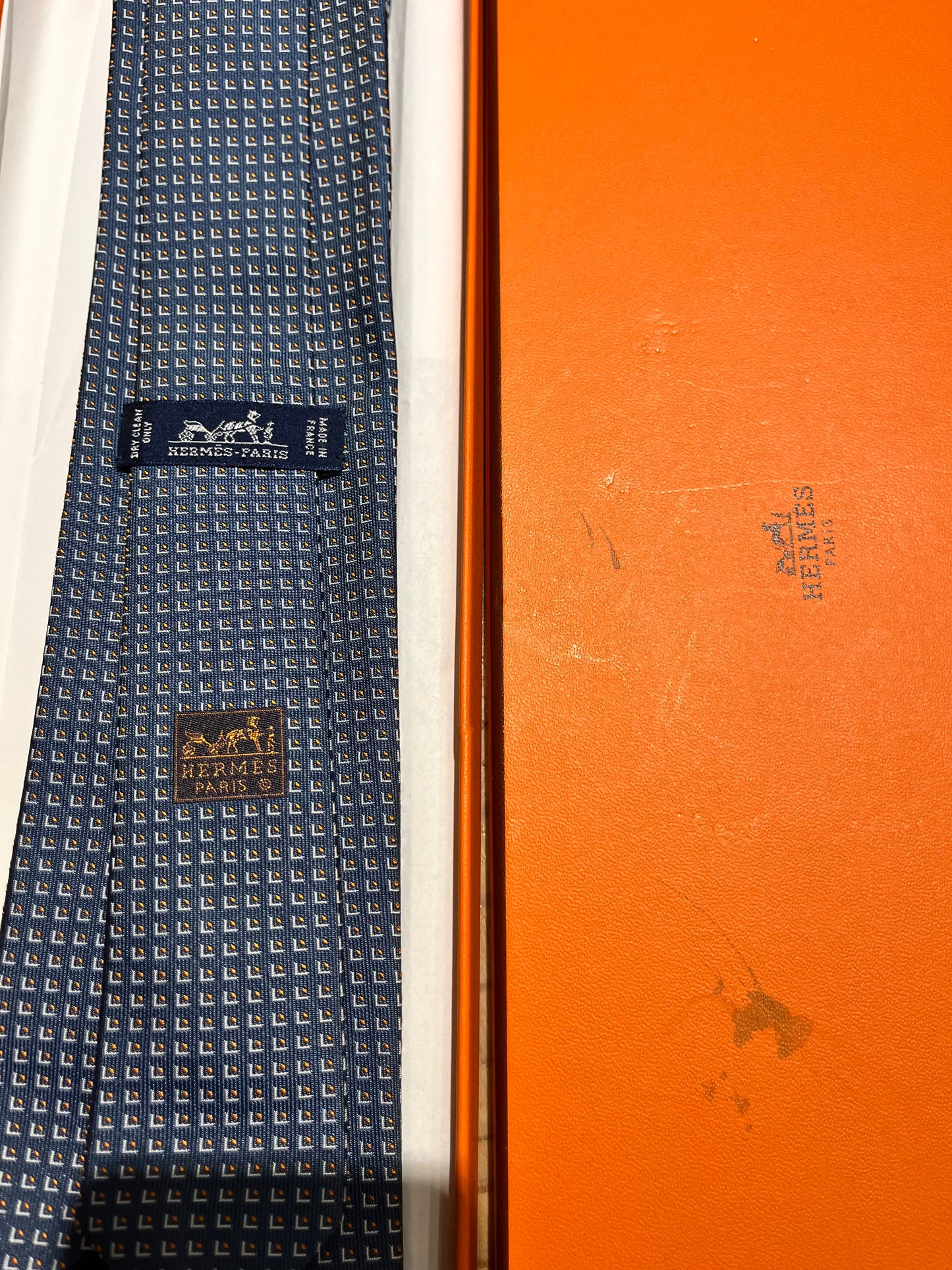 HERMES Paris-Necktie